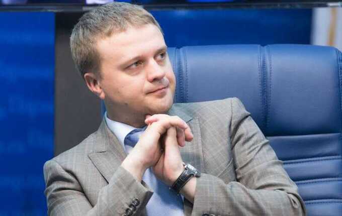 Депутат Алексей Диденко предложил ввести многомиллионные штрафы для гадалок и экстрасенсов